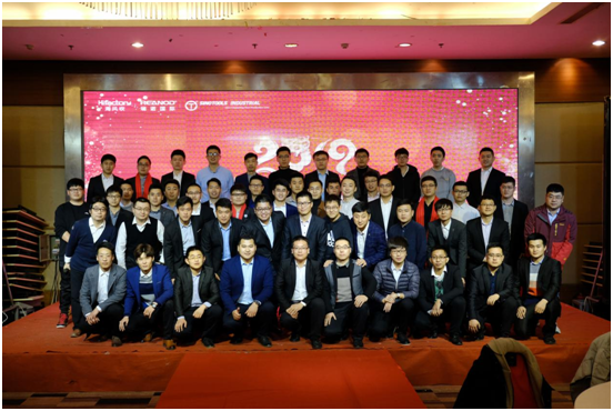 瑞諾國際男神組 瑞諾國際男神組