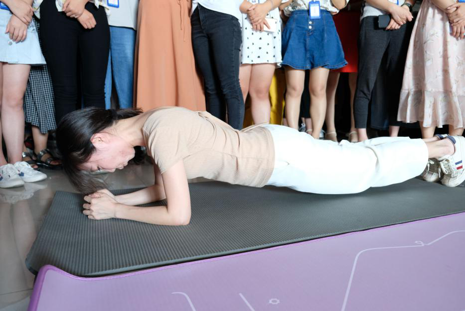 瑞諾國際第三屆平板支撐大賽