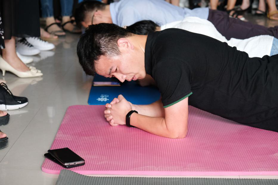 瑞諾國際第三屆平板支撐大賽